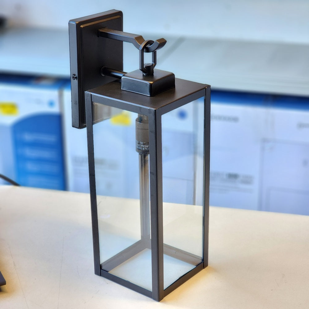 Quoizel Breitling 1-Light Wall Lantern Matte Black Finish Clear Glass