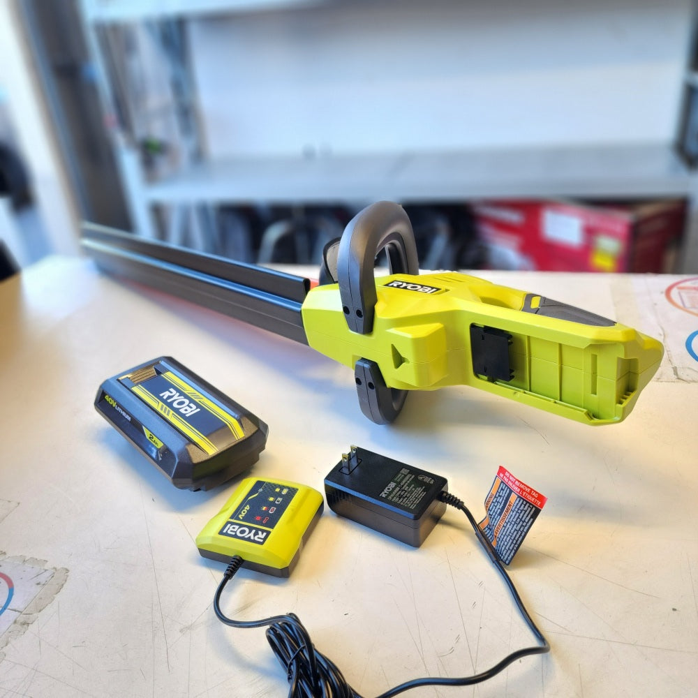 40V 24in.Cordless Battery Hedge Trimmer with 2 .0 ah