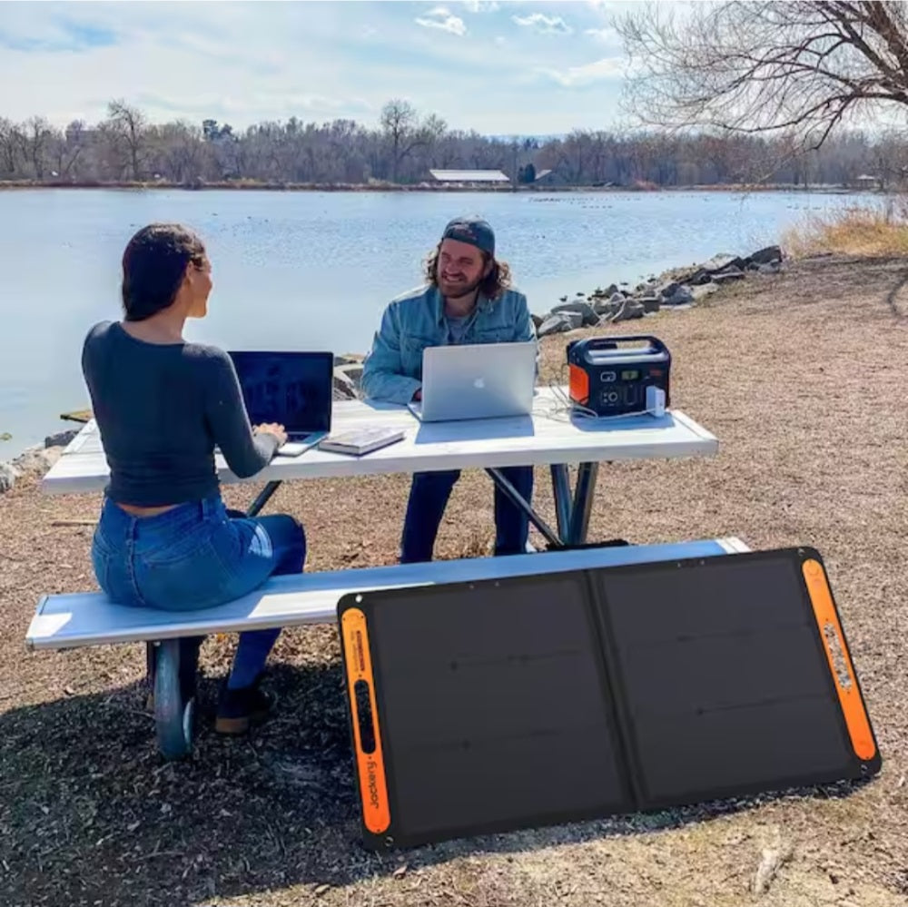 Solar Saga 100-Watt Portable Solar Panel IP68 for Explorer 300 Plus/600 Plus/880 Pro/1000 Plus/1000 v2 Power Station (21-0002-000058)