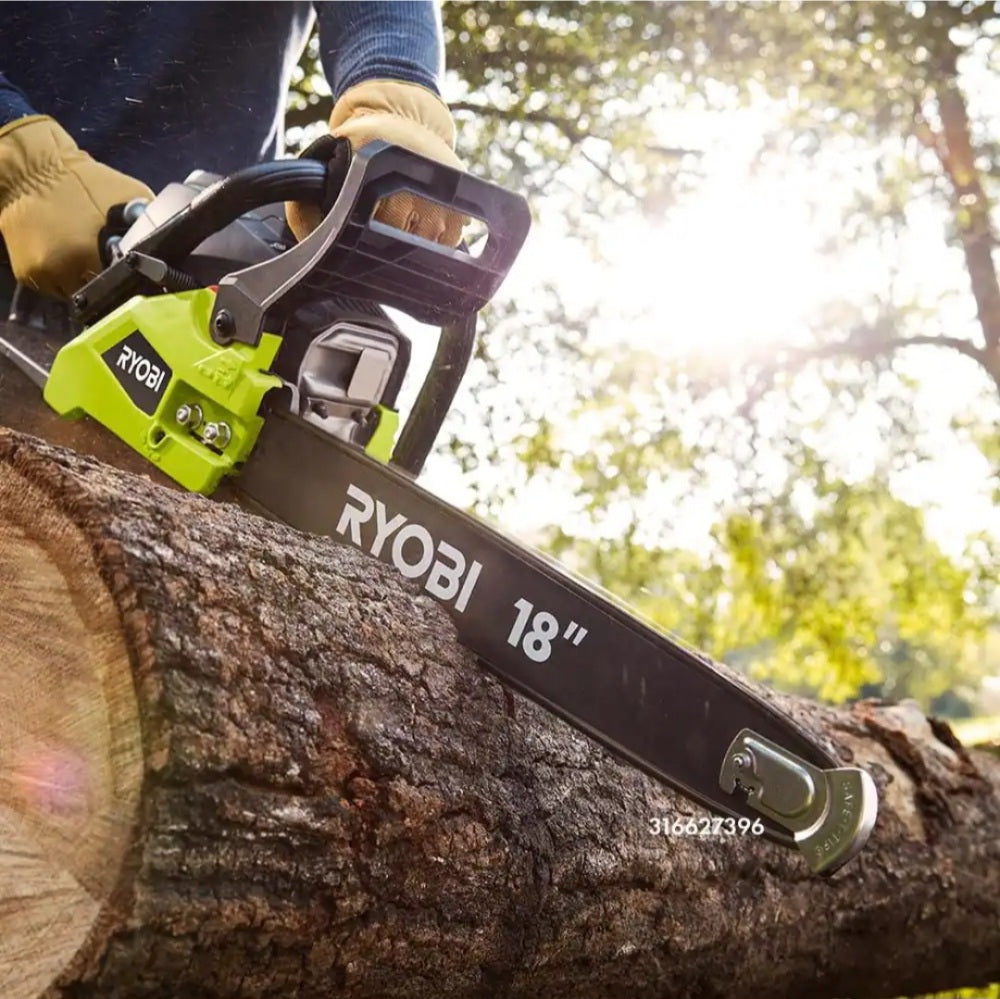 18 In. 38cc 2-Cycle Gas Chainsaw With Heavy-Duty Case