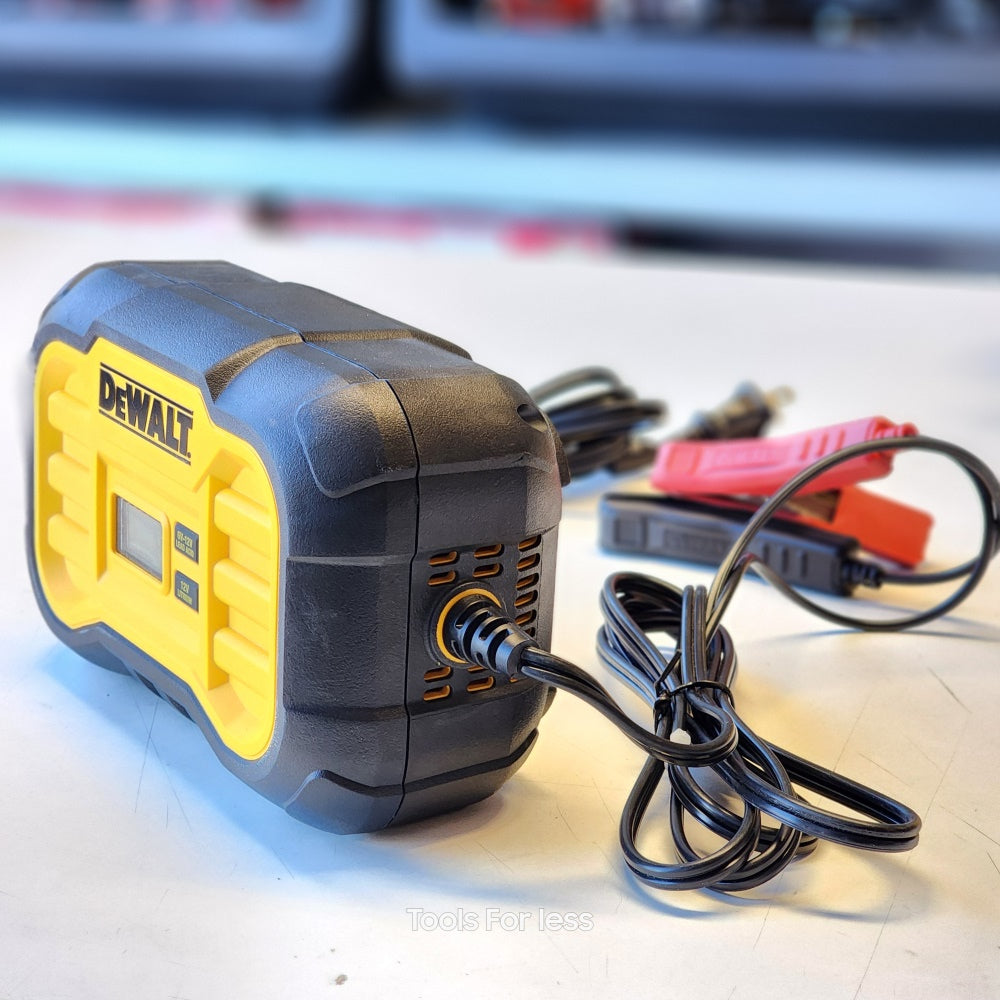 Professional 10 Amp Battery Charger, Battery Maintainer, Battery Trickle Charger (DXAEC10)