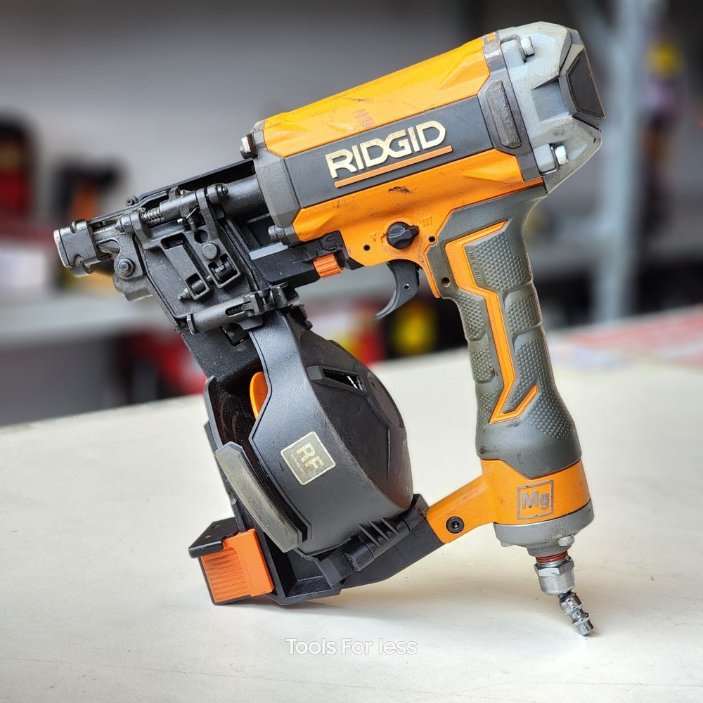 Pneumatic 15 Edge 1-3/4 in coil Roofing Nailer