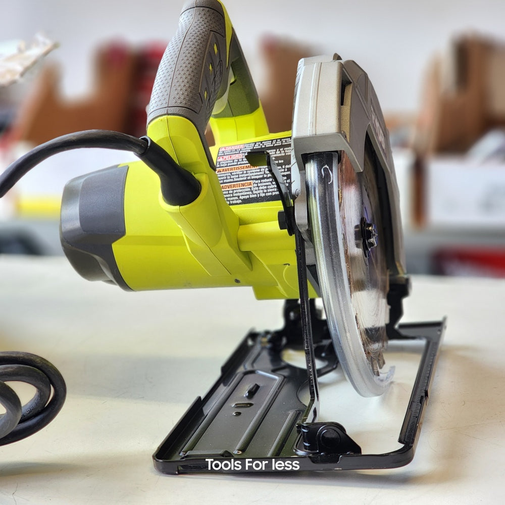 14Amp 7-1/4 in. Circular Saw With Laser