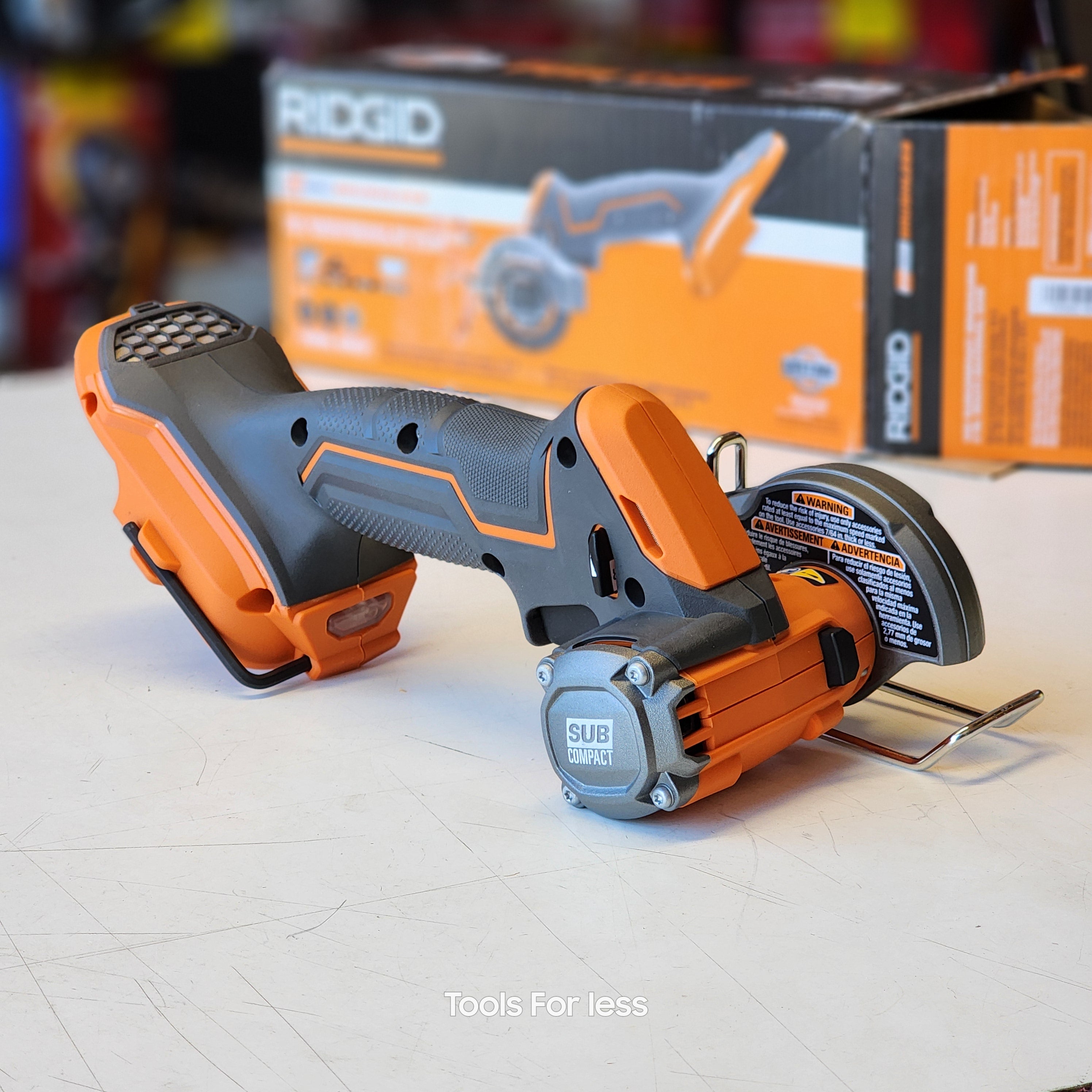 RIDGID 18V Sub Compact Brushless Cordless 3 in. Multi-Material