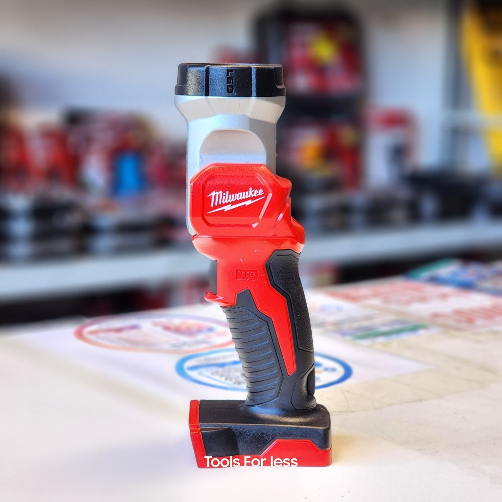M18 18-Volt Lithium-ion Cordless 100 Lumens