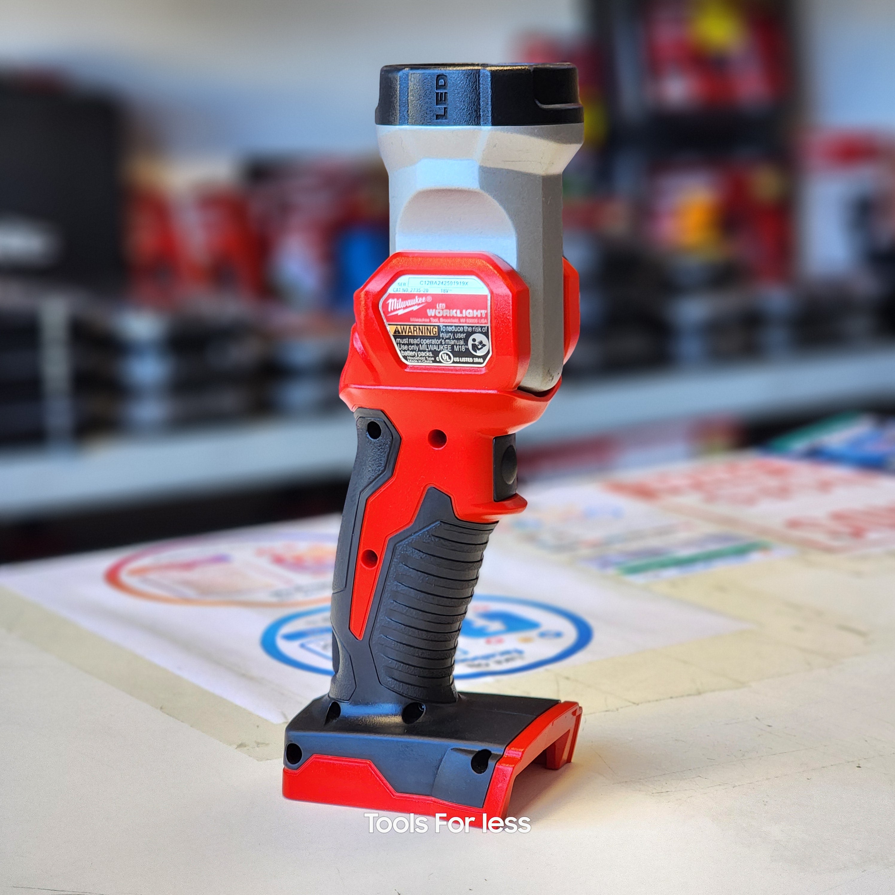 M18 18-Volt Lithium-ion Cordless 100 Lumens