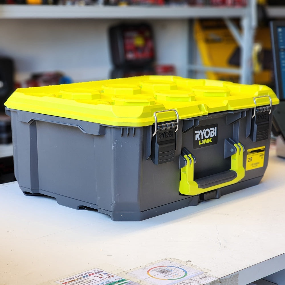 Link Medium Tool Box