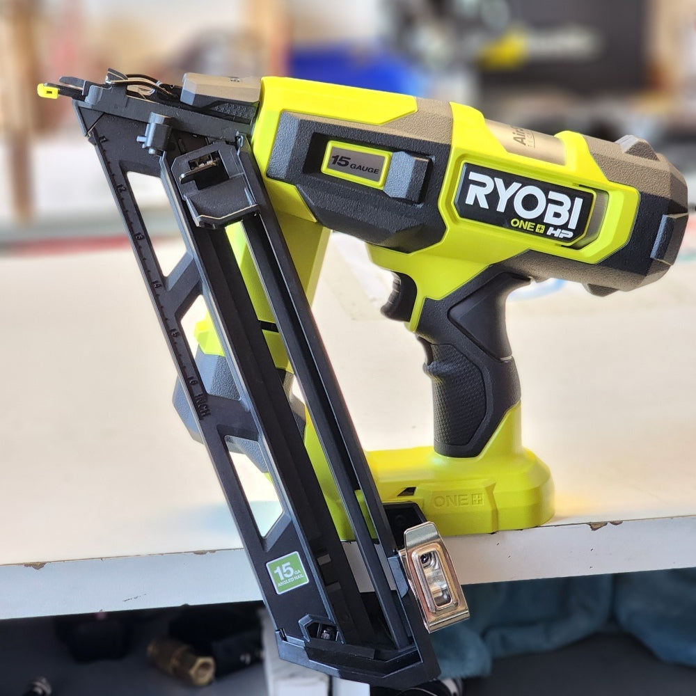 ONE + HP 18V Brushless Cordless 15-gauge 34A.A Angle