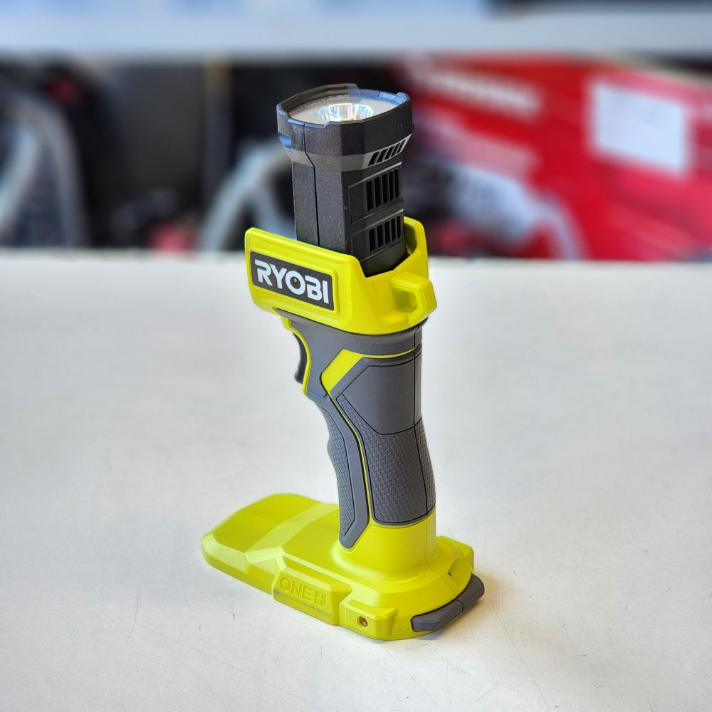 ONE+ 18V Cordless LED Light (Tool Only) (PCL660B)