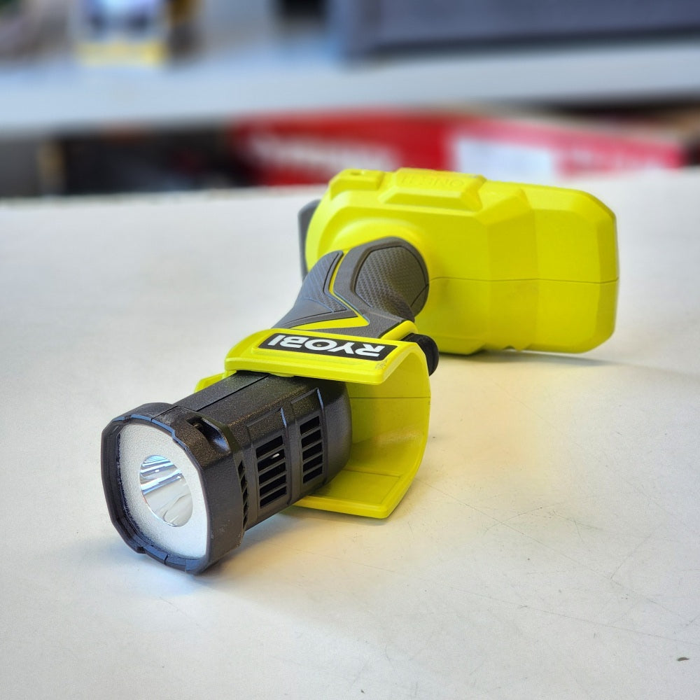 ONE+ 18V Cordless LED Light (Tool Only) (PCL660B)