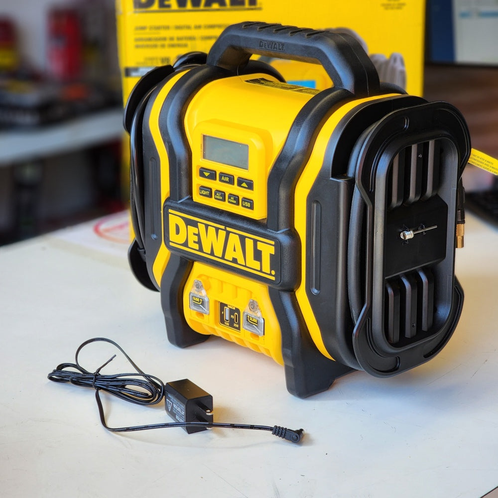 Portable Power 2000 Peak Amp Jump Starter w/Digital Compressor