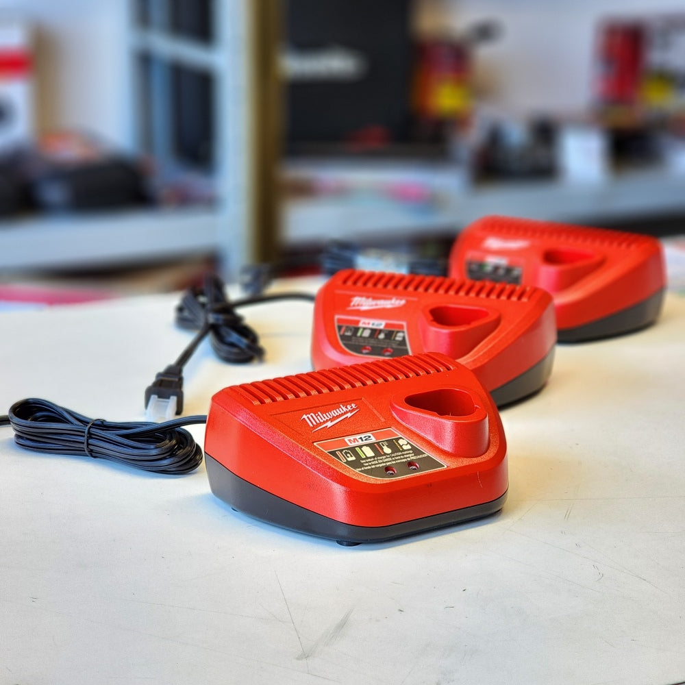 M12 12Volt Lithium-ion Battery Charger