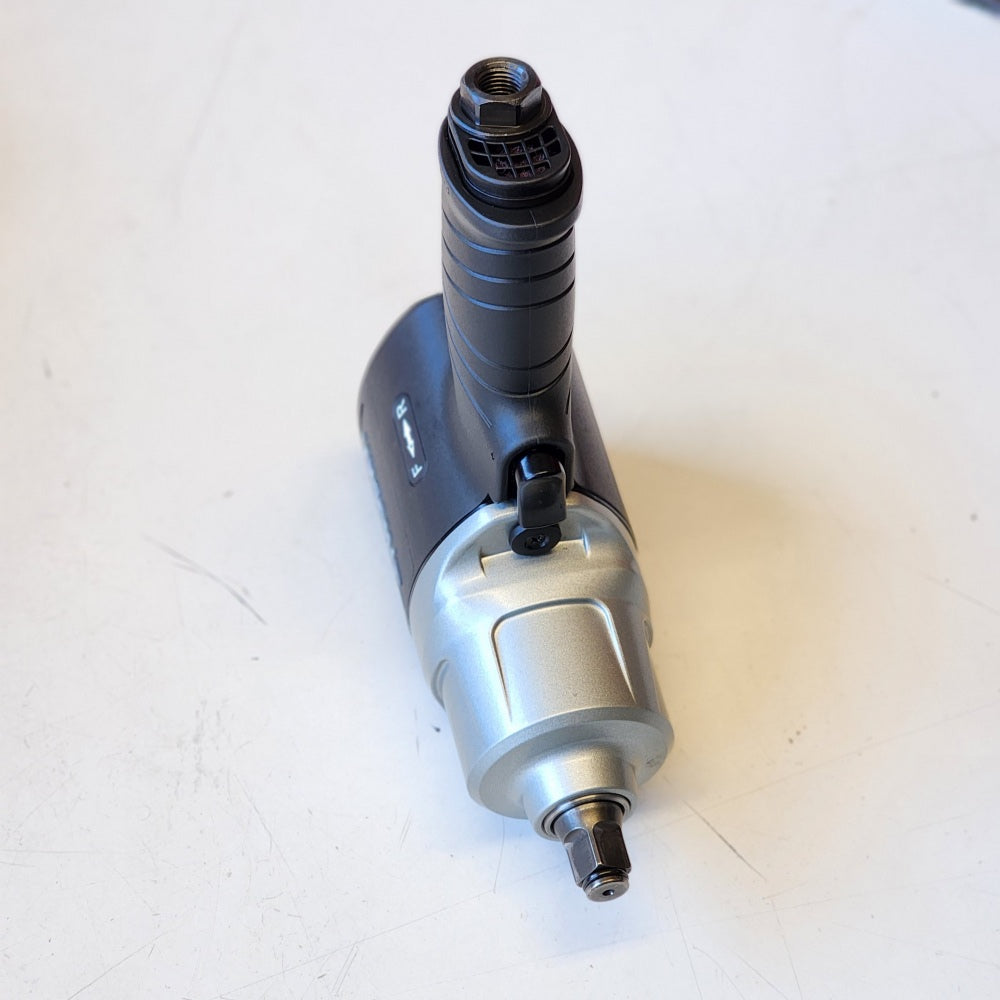 800 ft,/lbs 1/2 in. Impact Wrench
