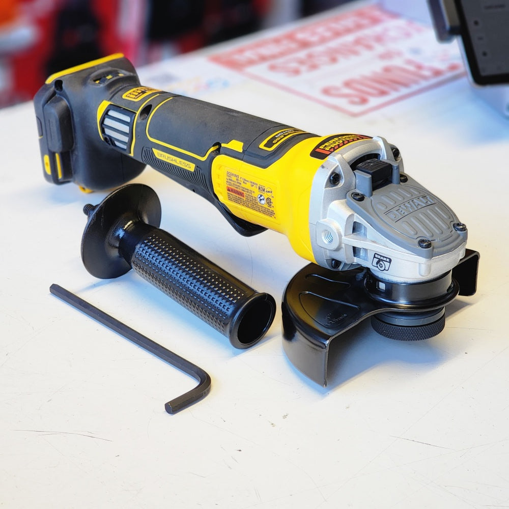 20V XR Cordless 4-1/2. in. to 5in. Variable Speed Angle
