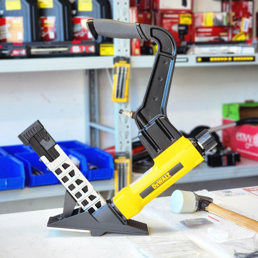 2-in-1 Pneumatic 15.5-Gauge and 16-Gauge Flooring Tool Only