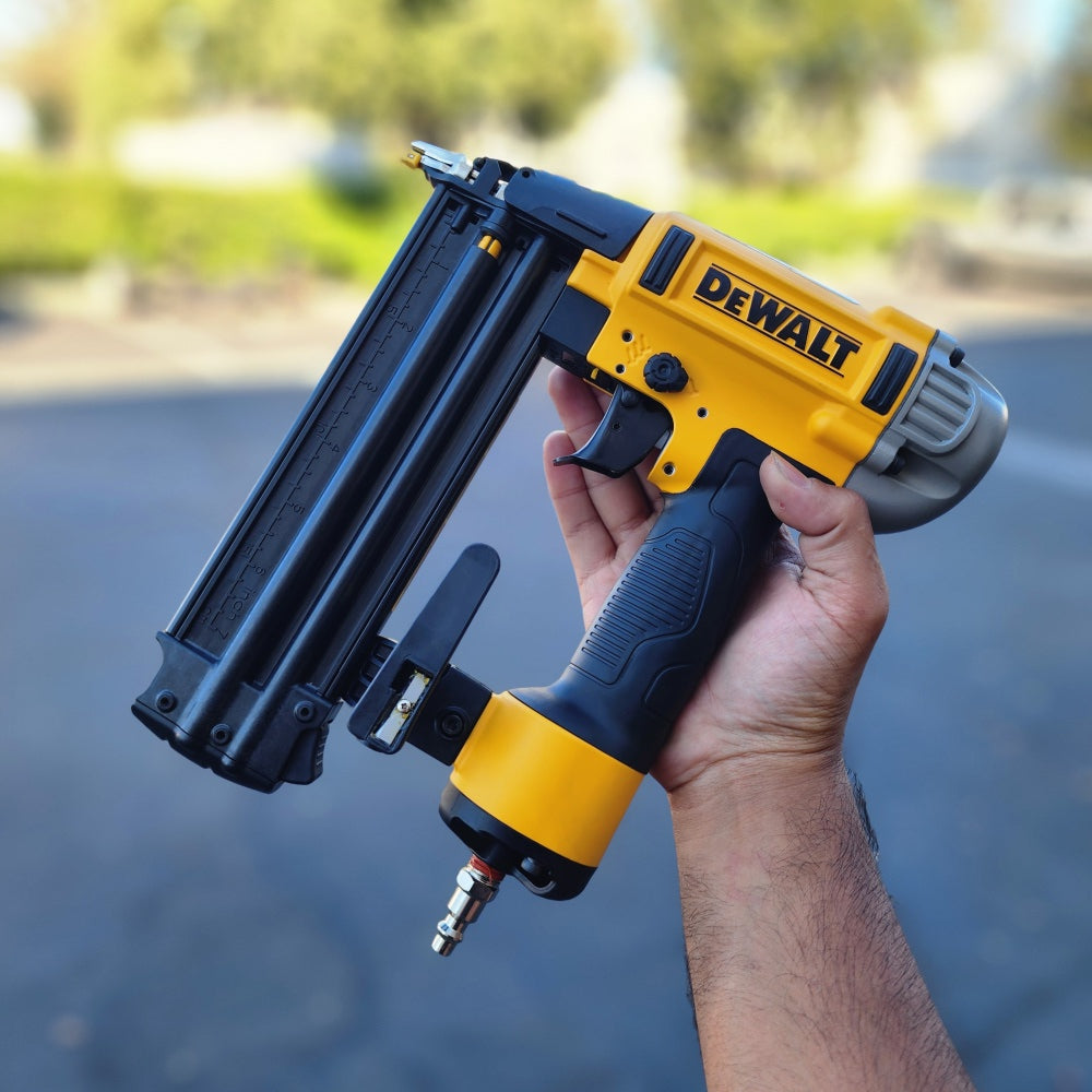 18-Gauge Pneumatic Brad Nailer