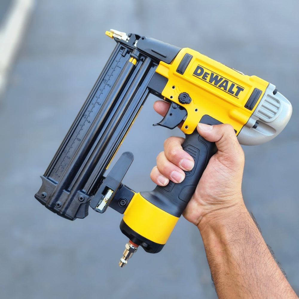 18-Gauge Pneumatic Brad Nailer