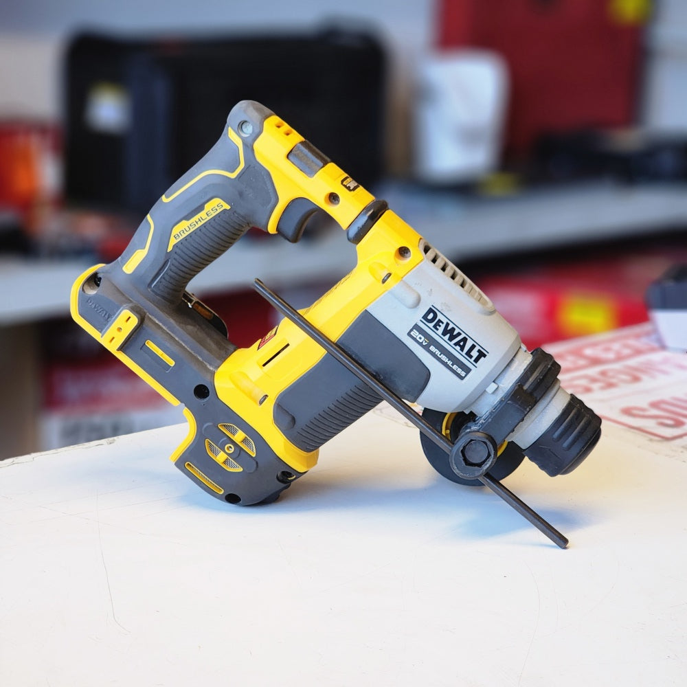 20V MAX Cordless Brushless Ultra-Compact 5/8 Rotary Hammer