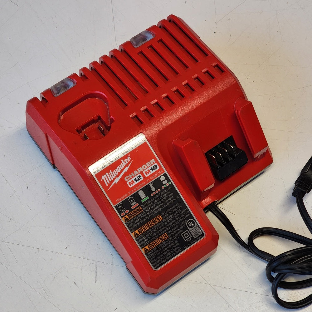 M12 and M18 12-Volt Lithium-ion Multi-Voltage charger Only