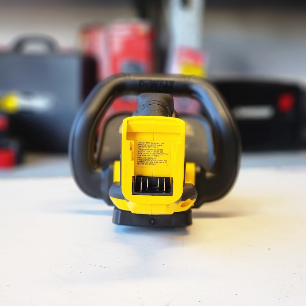 20V MAX 22 in. Cordless Battery Powered Hedge Trimmer