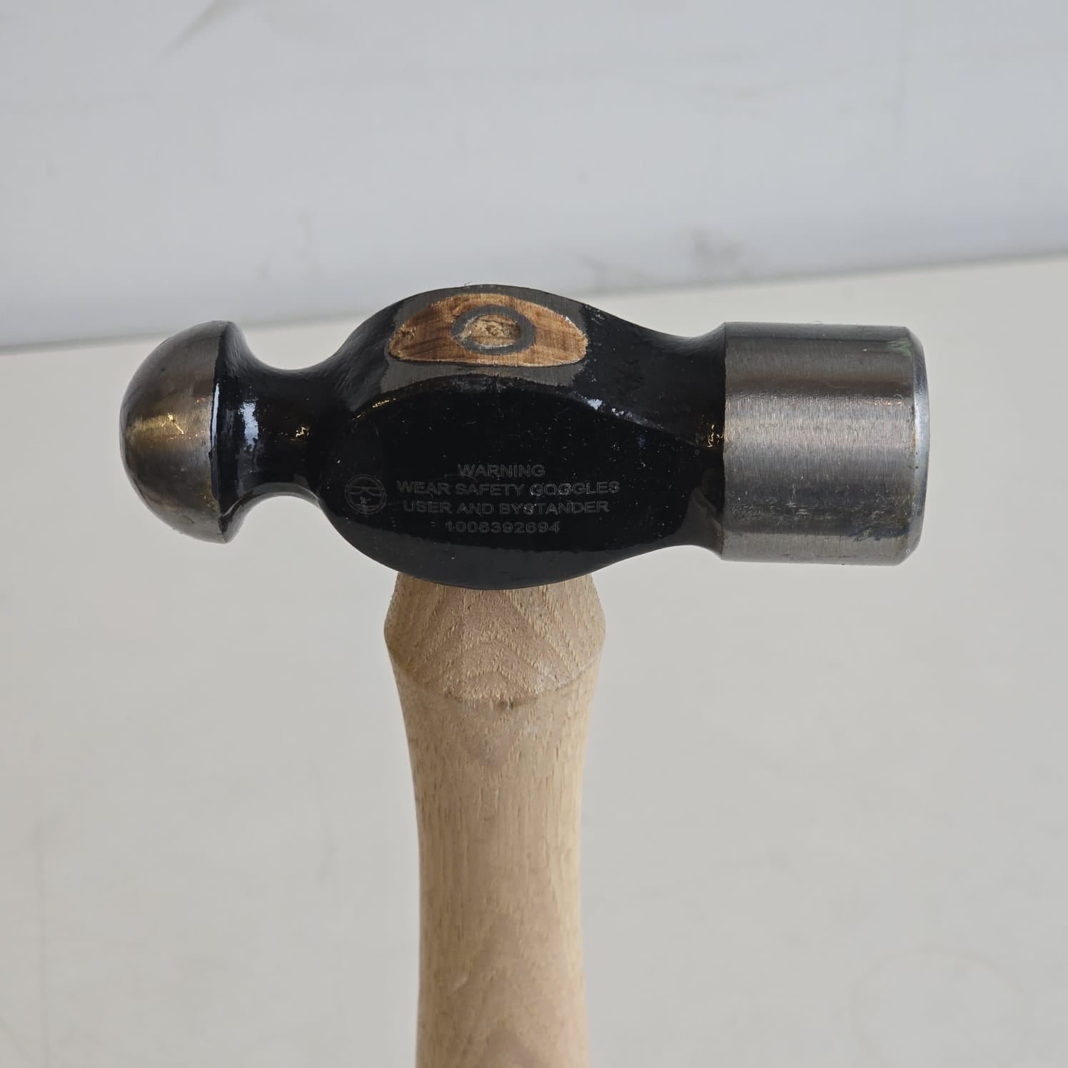 HUSKY 24OZ BALL PEEN HAMMER HICKORY (2021-24W-HUSKY)